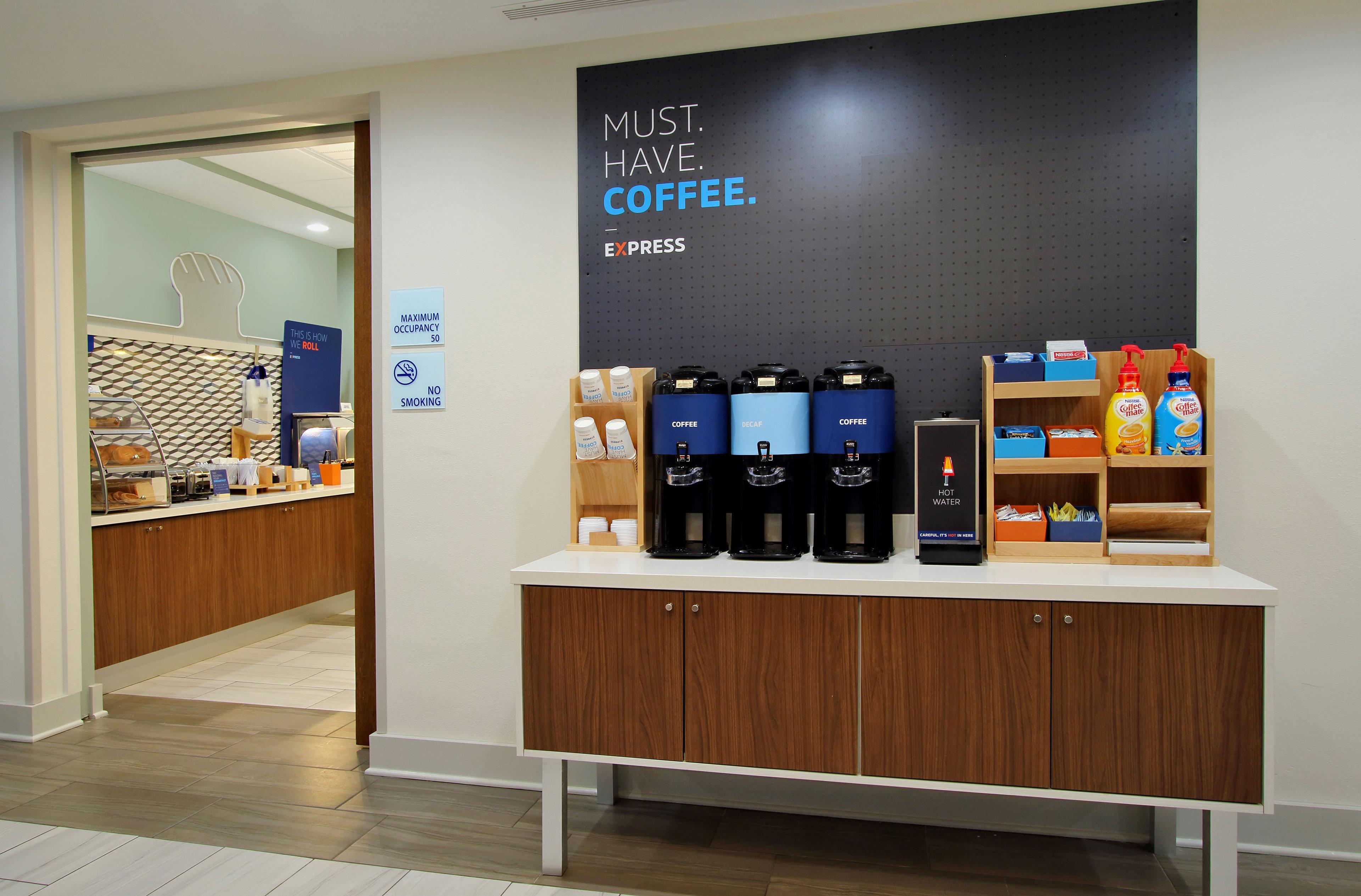 Hotel Express Kansas - At The Legends! By Ihg 2*